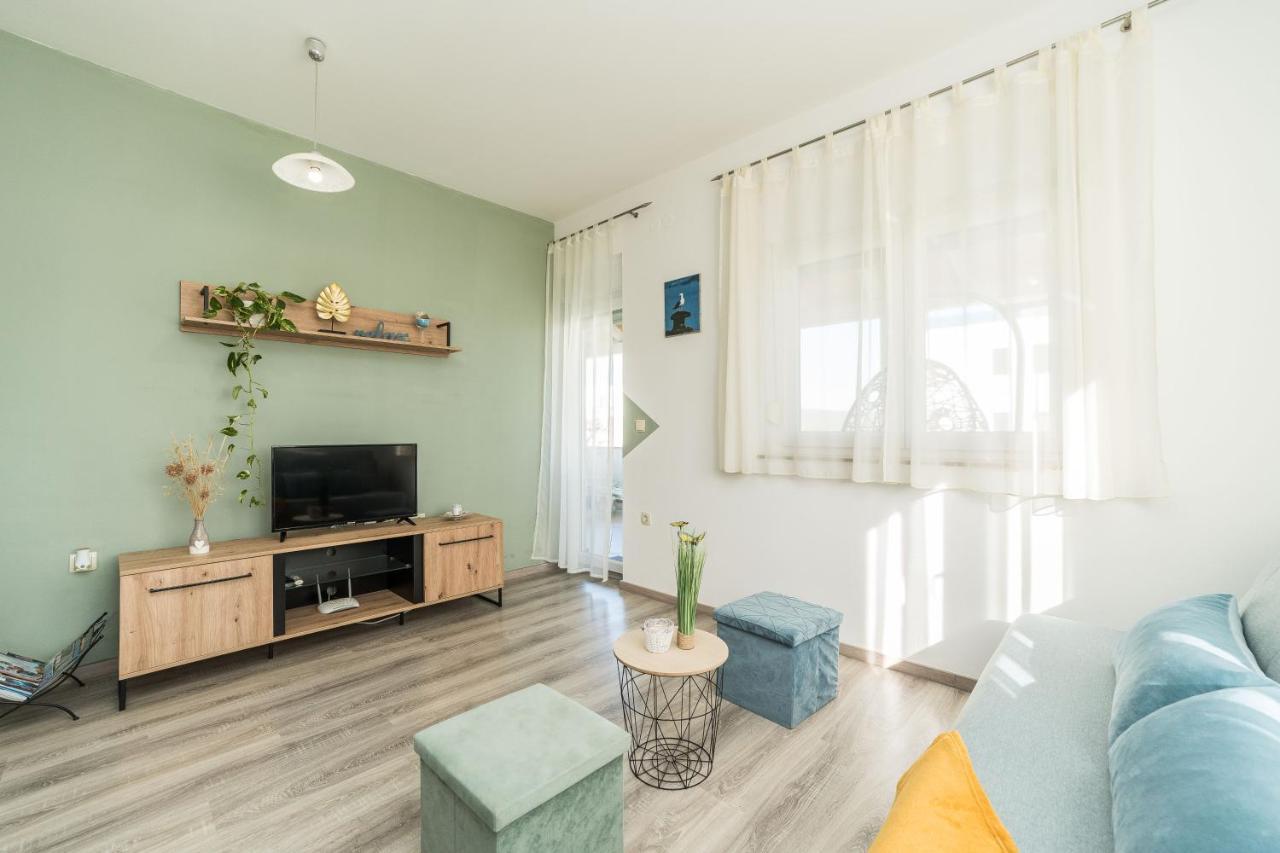 Apartments Matilda Sukosan Luaran gambar
