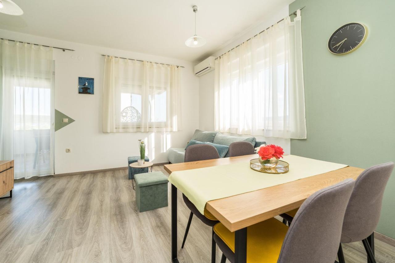 Apartments Matilda Sukosan Luaran gambar
