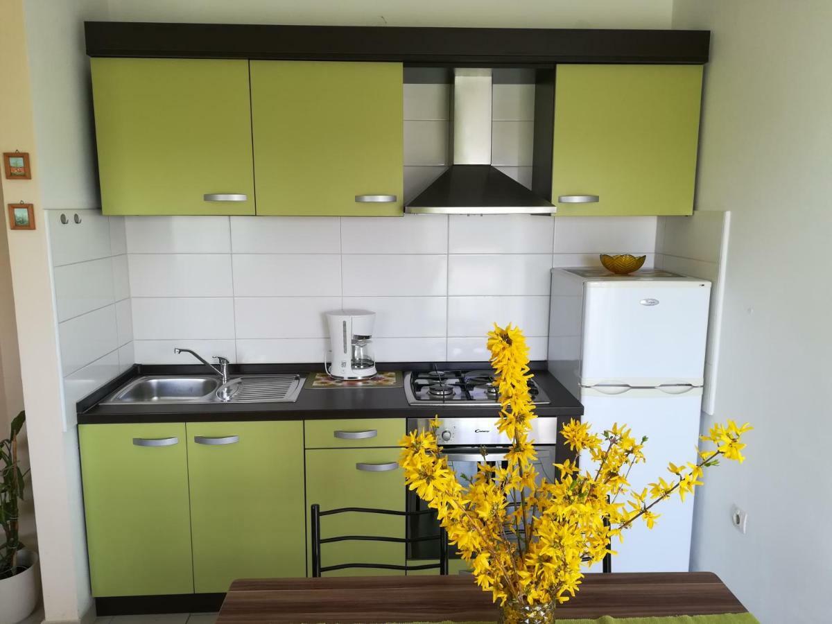 Apartments Matilda Sukosan Luaran gambar